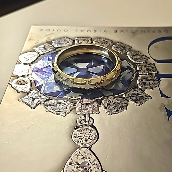 Vintage Gold Tone Enamel & Rhinestone Cuff Clamper Bracelet. - Picture 5 of 8